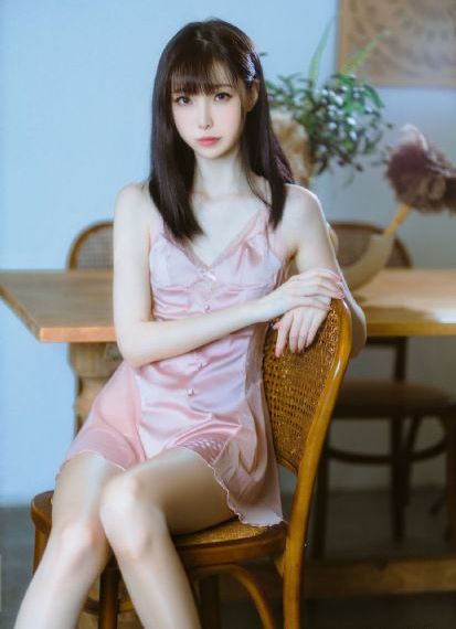 午夜美女av_高清国产国语三级