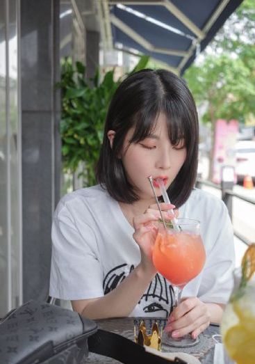 一个人看的www片免费高清_高清动漫免费观看