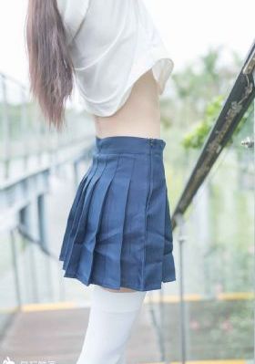 一本色桃子精品久久中文字幕_在线播放高清