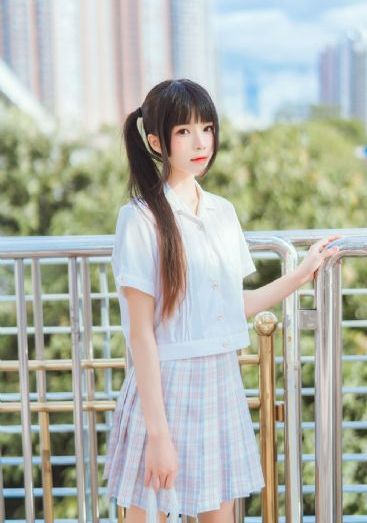 伊人久久大香线蕉电影院_青苹果乐园免费高清观看
