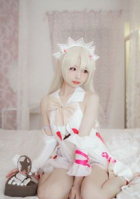 女人摸下面全过程视频_日本成人在线